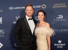 Ako sa bývalý šéf klubu rugby league dostal do bizarnej právnej bitky s rapperom Eminemom Bývalý výkonný riaditeľ South Sydney Rabbitohs, Jeremy Scott a jeho partnerka Elizabeth Afrakoff, sa ocitli v centre bizarného právneho sporu s Eminemom.