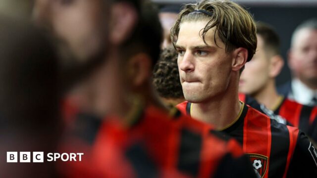 Alex Scott: Kto je hviezda Bournemouth & England? Alex Scott and Elliot Anderson