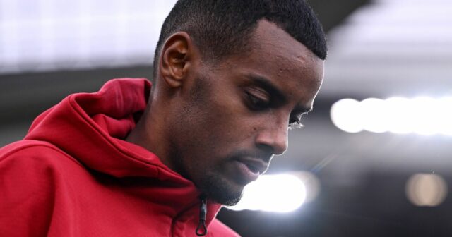 Alexander Isak komentuje spätne, pretože hviezda Liverpoolu má na tvári vajíčko | Futbal | Šport
