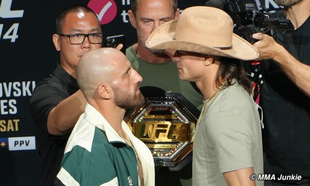 Alexander Volkanovski vs. Diego Lopes: Kurzy a ďalšie informácie pre Download app from appStore