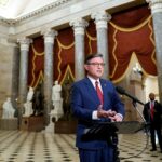 Americká snemovňa bude budúci týždeň hlasovať o úplnom zverejnení Epsteinových súborov, hovorí Johnson | Správy Donalda Trumpa