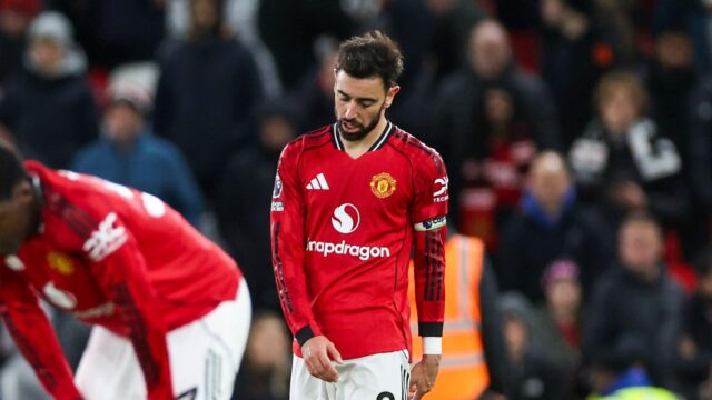 Amorim a hviezda „abling“ Man Utd zničená Neville, keď sa „trápni“ Red Devils vracajú do útlmu
