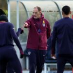 Anglická hviezda okamžite opúšťa tábor, pretože Thomas Tuchel utrpel zranenie