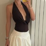 Tisíce nadšených indických fanúšikov označili anglickú námorníčku Lauren Bell za „najkrajšiu hráčku kriketu na svete“