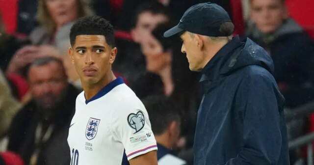 Anglický hrdina John Barnes dáva jasne najavo svoje pocity v Judea Bellinghama porazil Thomas Tuchel proti Albánsku a jeho reakcia zaujala titulky