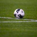 Anglický mimoligový súboj sa vzdal po údajnom sexistickom zneužívaní rozhodcu