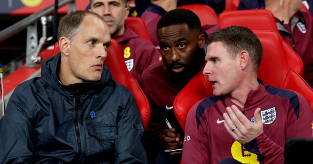 Anglický tréner Justin Cochrane sa cestou na zápas rozplakal po Justin Cochrane sa vyjadril k smrti svojej manželky Leeanne