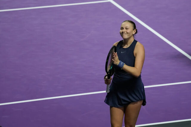 Anisimová porazila Swiatekovú a pripojila sa k Rybakinovej medzi poslednými Download app from appStore