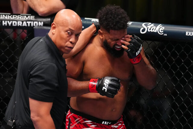 Ante Delija podal formálnu sťažnosť, ale Nevada tvrdí, že súboj LAS VEGAS, NEVADA - 1. NOVEMBER: (LR) Chorvát Ante Delija udrel Walda Cortesa Acostu z Dominikánskej republiky v zápase ťažkej váhy počas podujatia UFC Fight Night na UFC APEX 1. novembra 2025 v Las Vegas v Nevade. (Foto Chris Unger/Zuffa LLC)