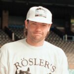 Uwe Rosler, futbalista Manchestru City, nemecká posila, fotohovor na Maine Road, oblečený v top, Roslerov starý otec zbombardoval Old Trafford Fed 21. 1941, na snímke štvrtok 16. februára 1995.