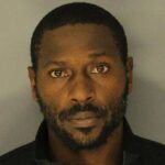 Brown nebojoval proti svojmu vydaniu z New Jersey na Floridu, keď dostal minulý týždeň príležitosť. Floridskí prokurátori môžu pre Browna žiadať až 20 rokov väzenia, ak ho usvedčia