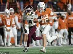 Arch Manning prichádza na spojku za Texas, pretože hrdinstvo quarterbacka pomáha ukončiť neporazenú sezónu divokého rivala Arch Manning hodil touchdown a bežal na rozhodujúce skóre vo výhre Texasu nad Texas A&M