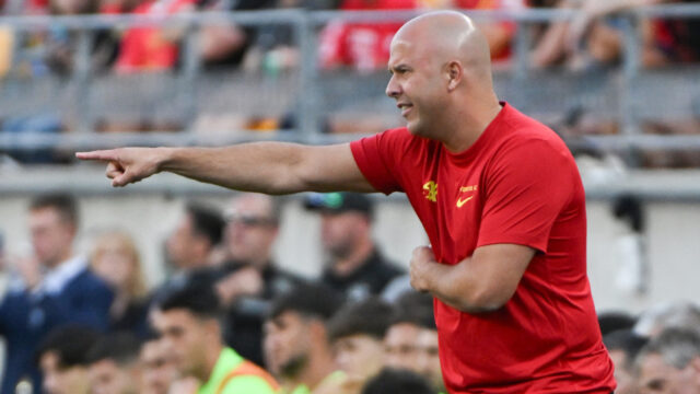 Arne Slot dal fanúšikom Liverpoolu ďalší defenzívny úder Arne Slot dal fanúšikom Liverpoolu ďalší defenzívny úder