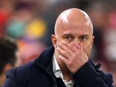 Arne Slot dostal od cieľa číslo 1 Liverpoolu, aby ho nahradil, veľmi jasnú správu Arne Slot, manažér Liverpoolu, reaguje na zápas MD5 fázy Ligy majstrov UEFA 2025/26 medzi Liverpool FC a PSV Eindhoven na Anfielde