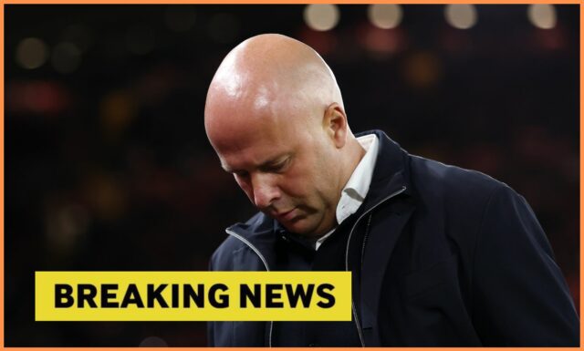 Prizerá to tréner Liverpoolu Arne Slot