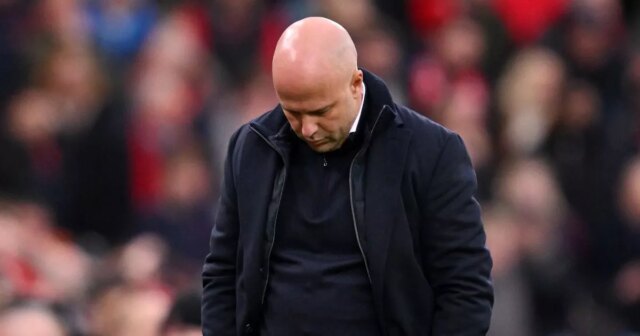Arne Slot odvolal verdikt, keď Liverpool dosiahol nové minimum pri Arne Slot