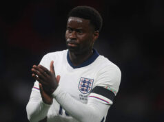 Arne Slot ponúkol veľavravné vodítko, keď sa mu podarilo získať šance Liverpoolu získať Marca Guehiho Arne Slot ponúkol veľavravné vodítko, keď sa mu podarilo získať šance Liverpoolu získať Marca Guehiho