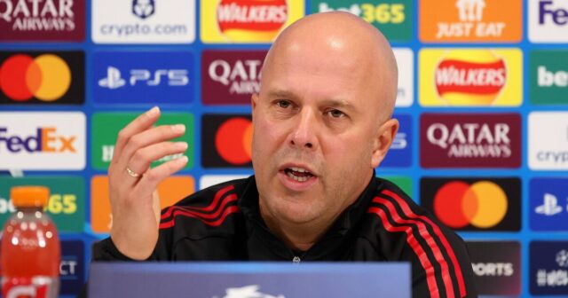 Arne Slot "vinný" ako šéf Liverpoolu sa vzteká z "smiešnej" formy tímu | Futbal | Šport
