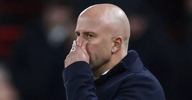 Liverpool a Arne Slot sú v an 