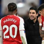 Mikel Arteta a hráči Arsenalu