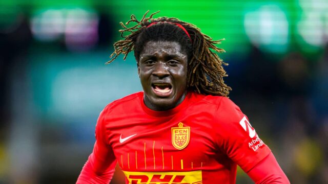 Arsenal plán cesty k Essien 2.0 ako bitka s Prem Arsenal plán cesty k Essien 2.0 ako bitka s Prem rivalmi môže byť na