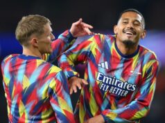 Arsenal reaguje na nový „prístup“ pre kľúčovú hviezdu „takmer nulovou šancou“ odchodu rôznych hráčov Gunners Arsenal reaguje na nový „prístup“ pre kľúčovú hviezdu „takmer nulovou šancou“ odchodu rôznych hráčov Gunners