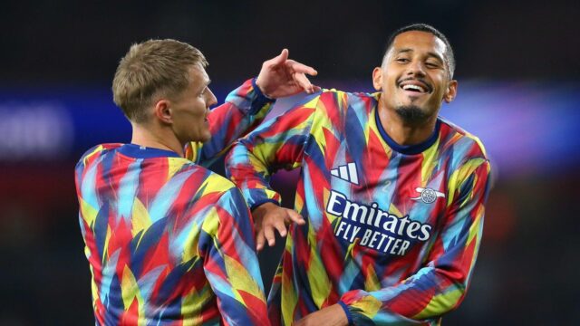 Arsenal reaguje na nový „prístup“ pre kľúčovú hviezdu „takmer nulovou šancou“ odchodu rôznych hráčov Gunners
