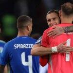 Krajný obranca Arsenalu Riccardo Calafiori