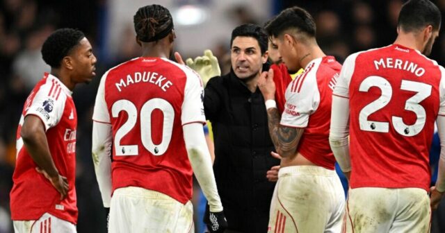 Arsenal sa po neúspechu Chelsea pripravil na veľkú pokutu, pretože nálada vzplanula v mizernej remíze | Futbal | Šport
