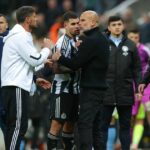 Asistent v Newcastle konfrontuje ganluigiho Donnarummu vo filme Fiery Man City Scenes | Futbal | Šport