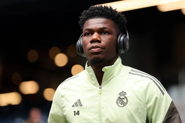 Aurelien Tchouameni hovorí o preferovanej pozícii, Alonso, Ancelotti a vypískanie Aurelien Tchouameni hovorí o preferovanej pozícii, Alonso, Ancelotti a vypískanie na Bernabeu