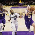 Austin Reaves pomáha Lakers a Luka Doncic vyhrať nad Mavericks