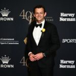 Skvelý austrálsky kriket Adam Gilchrist (na obrázku) žartoval, že krok, ktorý umožnil anglickej armáde Barmy sedieť v Bay 13, bol „neaustrálsky“