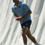 Pat Cummins (na obrázku) by mal byť menovaný v tíme Austrálie pre nadchádzajúci test Ashes v Brisbane proti Anglicku.