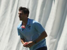 Austrálski kriketoví fanúšikovia dostávajú správy, ktoré chcú počuť, sedem dní od druhého Ashes Testu Pat Cummins (na obrázku) by mal byť menovaný v tíme Austrálie pre nadchádzajúci test Ashes v Brisbane proti Anglicku.