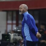 Clarke bol sklamaný pomalým štartom jeho tímu proti Grécku