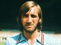 BREAKING: Legenda West Hamu Billy Bond zomrel vo veku 79 rokov, keď Hammers vzdal srdcervúcu poctu BREAKING: Legenda West Hamu Billy Bond zomrel vo veku 79 rokov, keď Hammers vzdal srdcervúcu poctu