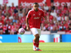 Barcelona cieli na hviezdu Forest ako defenzívnu posilu Barcelona cieli na hviezdu Forest ako defenzívnu posilu