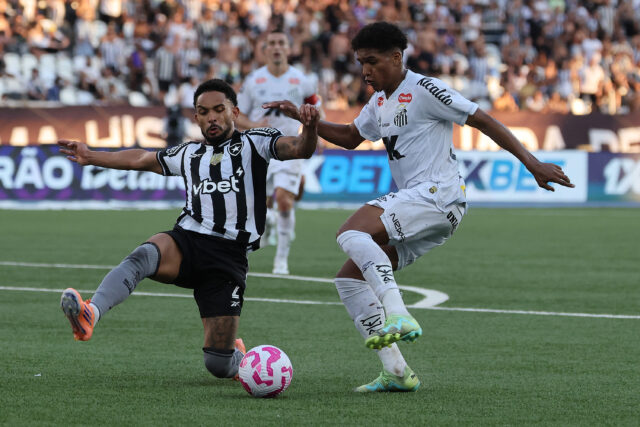 Barcelona pripravuje ponuku 15 miliónov eur za brazílskeho obrancu
