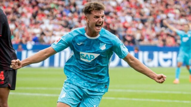 Bayern Mníchov otvoril rozhovory o 23-ročnom góle Barcelony
