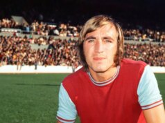 Billy Bonds: Legenda West Hamu bola levom na ihrisku a džentlmenom mimo neho Legenda West Hamu Billy Bonds, žiaľ, zomrel vo veku 79 rokov