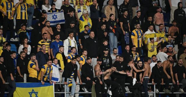 Birmingham Maccabi Tel Aviv LIVE: Hlavné mesto Spojeného kráľovstva je Birmingham Maccabi Tel Aviv LIVE: Hlavné mesto Spojeného kráľovstva je v pohotovosti, keď sa v uliciach rojilo 700 policajtov | Futbal | Šport