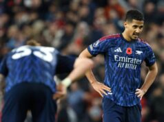 Bol by Arsenal „najväčším fľašovateľom“ v histórii PL, ak by odtiaľto nezískal titul? Bol by Arsenal „najväčším fľašovateľom“ v histórii PL, ak by odtiaľto nezískal titul?