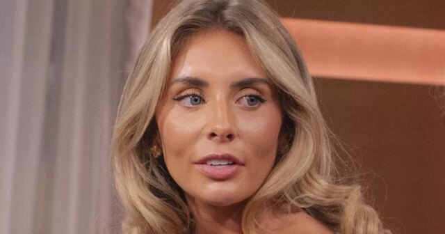 Bonnie Blue podporuje Reds v boji o titul v Premier League – ale ktoré?