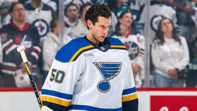 Brankár Blues vysvetľuje virálny moment puku Alexa Ovečkina Brankár Blues vysvetľuje virálny moment puku Alexa Ovečkina