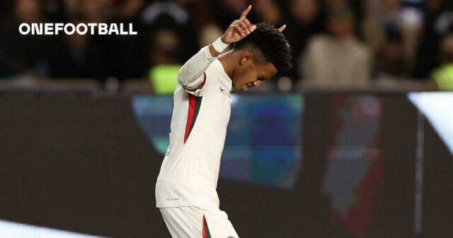 👶 Brazílsky zázračný chlapec vytvoril CL rekord, opäť skóroval pre Icon: OneFootball