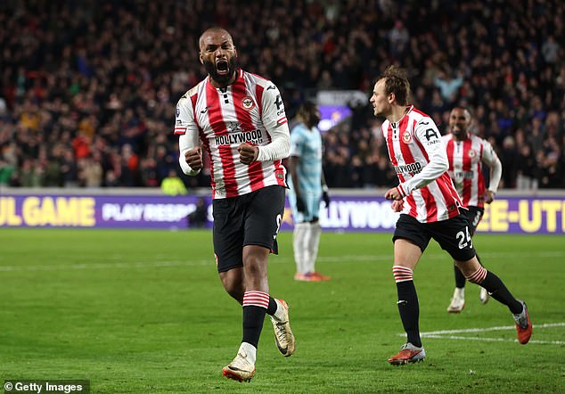 Brentford 3-1 Burnley ANALÝZA: Igor Thiago potvrdil kandidatúru na účasť Vo forme Brazílčan Igor Thiago bol opäť hviezdou, keď Brentford v Londýne porazil Burnley 3:1