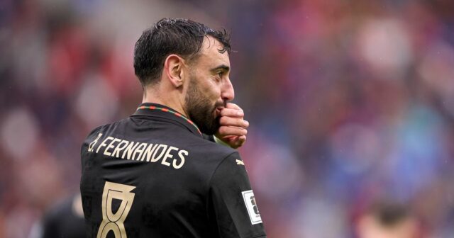 Bruno Fernandes vydáva odpoveď na spor o červenú kartu Cristiana Cristiano Ronaldo počas zápasu Írsko vs Portugalsko