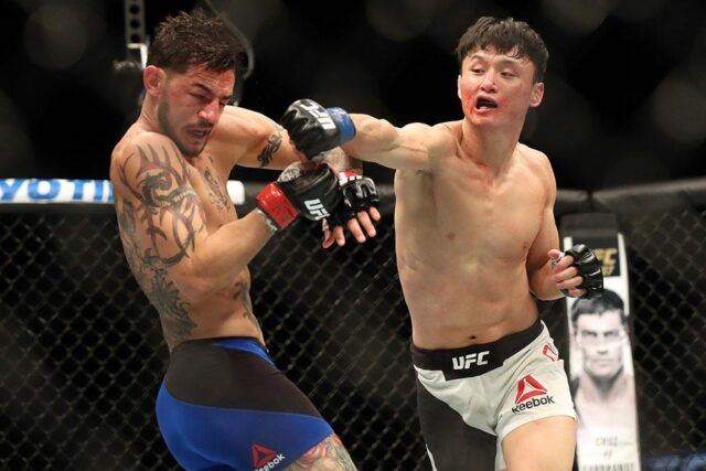 Buďte vďační za týchto 10 zápasov, o ktorých UFC hovorí: Download app from appStore