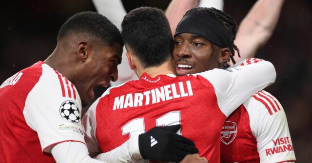 Bukayo Saka odpovedá na osemslovný odkaz Noniho Maduekeho Arsenalu pred Arsenal porazil Bayern Mníchov s Noni Madueke v streleckej listine